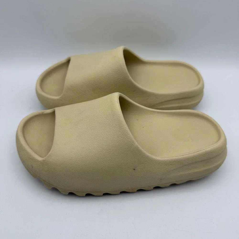 Adidas Yeezy Slide Mens 6 Womens 7 Resin GZ5551 Tan Minimalist Foam Sandal